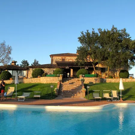 Bettolle Sleeps 24 Pool Wifi Sinalunga